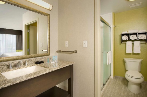 Hampton Inn By Hilton & Suites - Buffalo Airport image 12