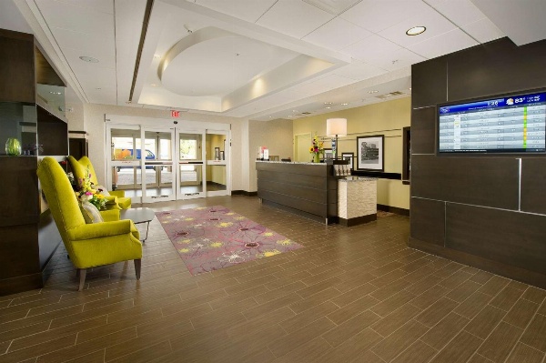 Hampton Inn By Hilton & Suites - Buffalo Airport image 3