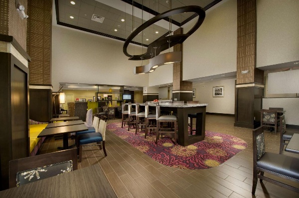 Hampton Inn By Hilton & Suites - Buffalo Airport image 4